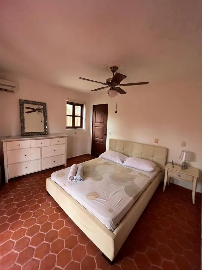 Los Corales Residenciales La Piazzetta Swimming Pool Private Beach Free Wifi Holidays Appartment Punta Cana Dominican Republic